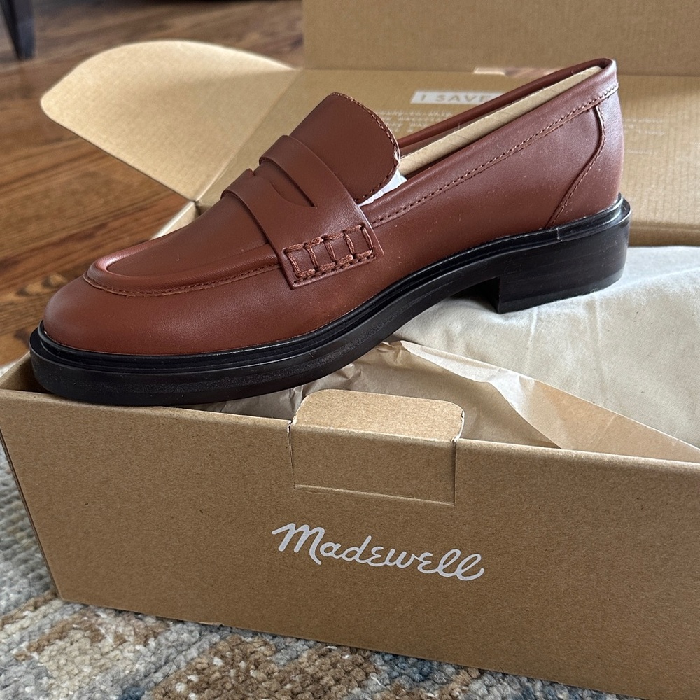 Madewell Women's Brown Leather Loafers - Never Worn